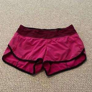 Size 4 lululemon speed up shorts 2.5”